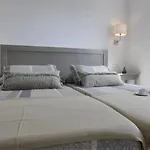-recepcion Abierta 24h- Maison d'hôtes