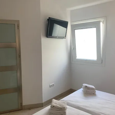 -recepcion Abierta 24h- 2*