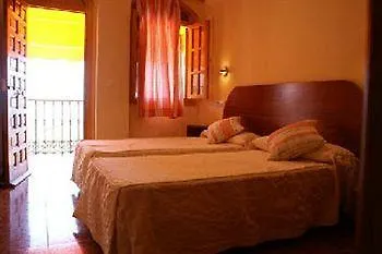 -recepcion Abierta 24h- 2* تريفة