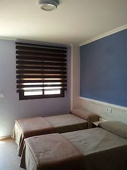 -recepcion Abierta 24h- Pensión 2*